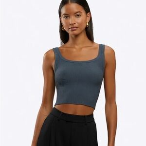 Cuts Rib Tank Ocean Storm XS NWT